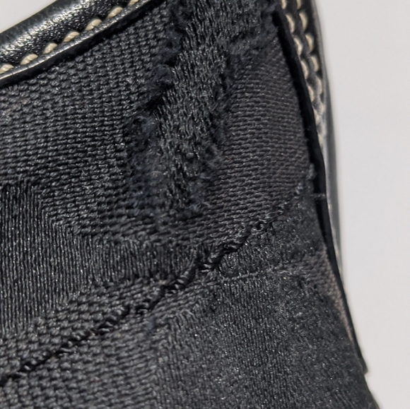 Black Coach Purse - Picture 4 of 7